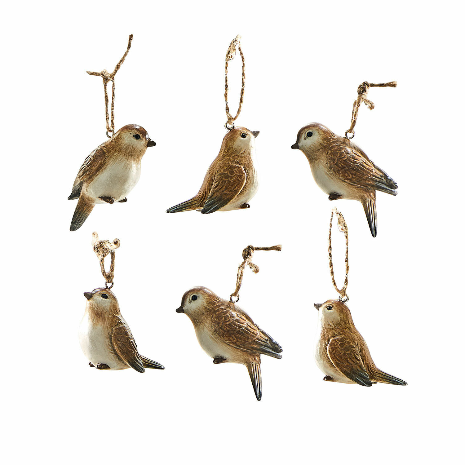 Set aus sechs braun-weißen Vogelanhängern mit Juteschnur für Weihnachtsdekoration