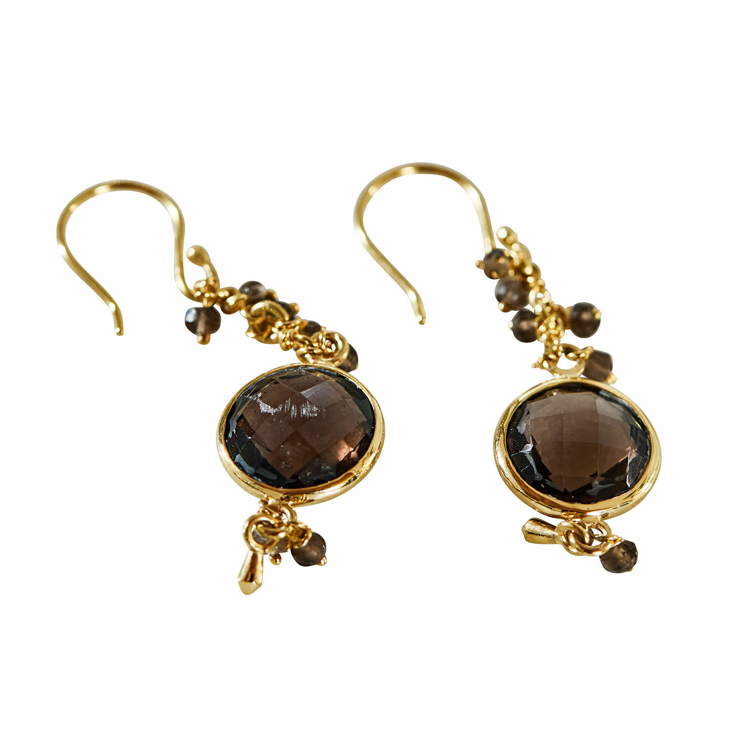 Ohrringe Brixal Goldene Ohrringe mit braunen facettierten Steinen und kleinen Perlen, elegante Damenschmuck