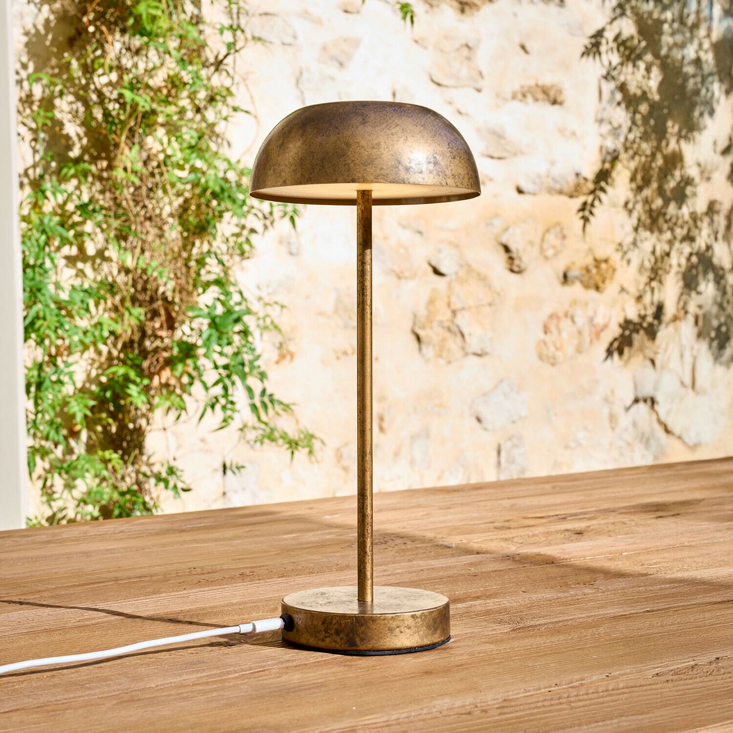 Wiederaufladbare Tischlampe Lumirah