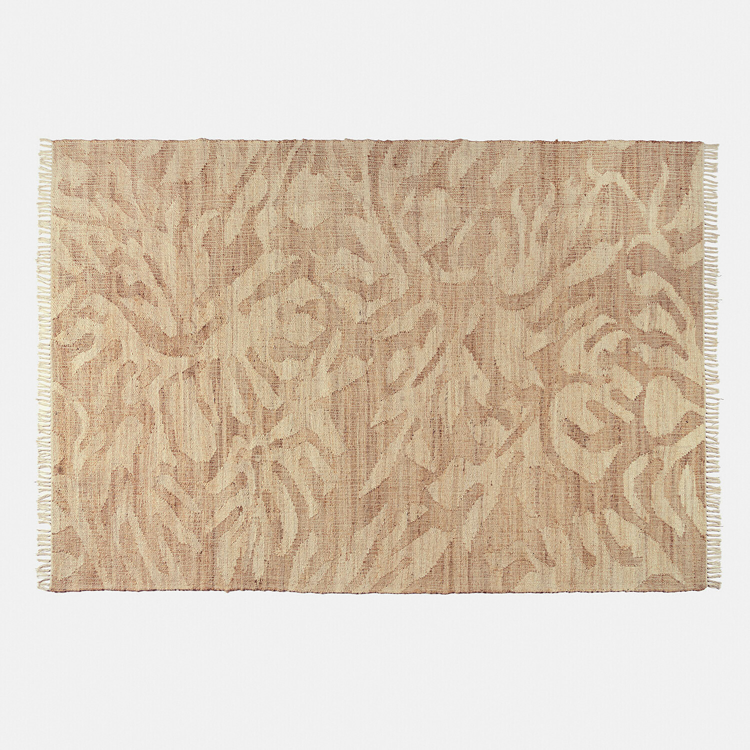 Beigefarbener Teppich aus Naturmaterial mit dezentem Muster und Fransen an den Seiten, Wohnaccessoire