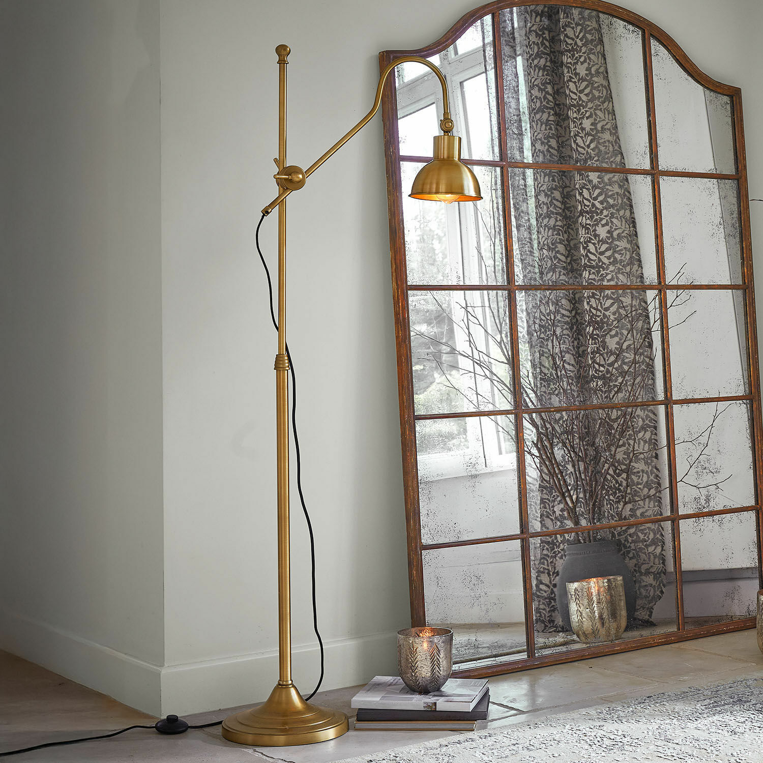 Stehlampe Delacroille