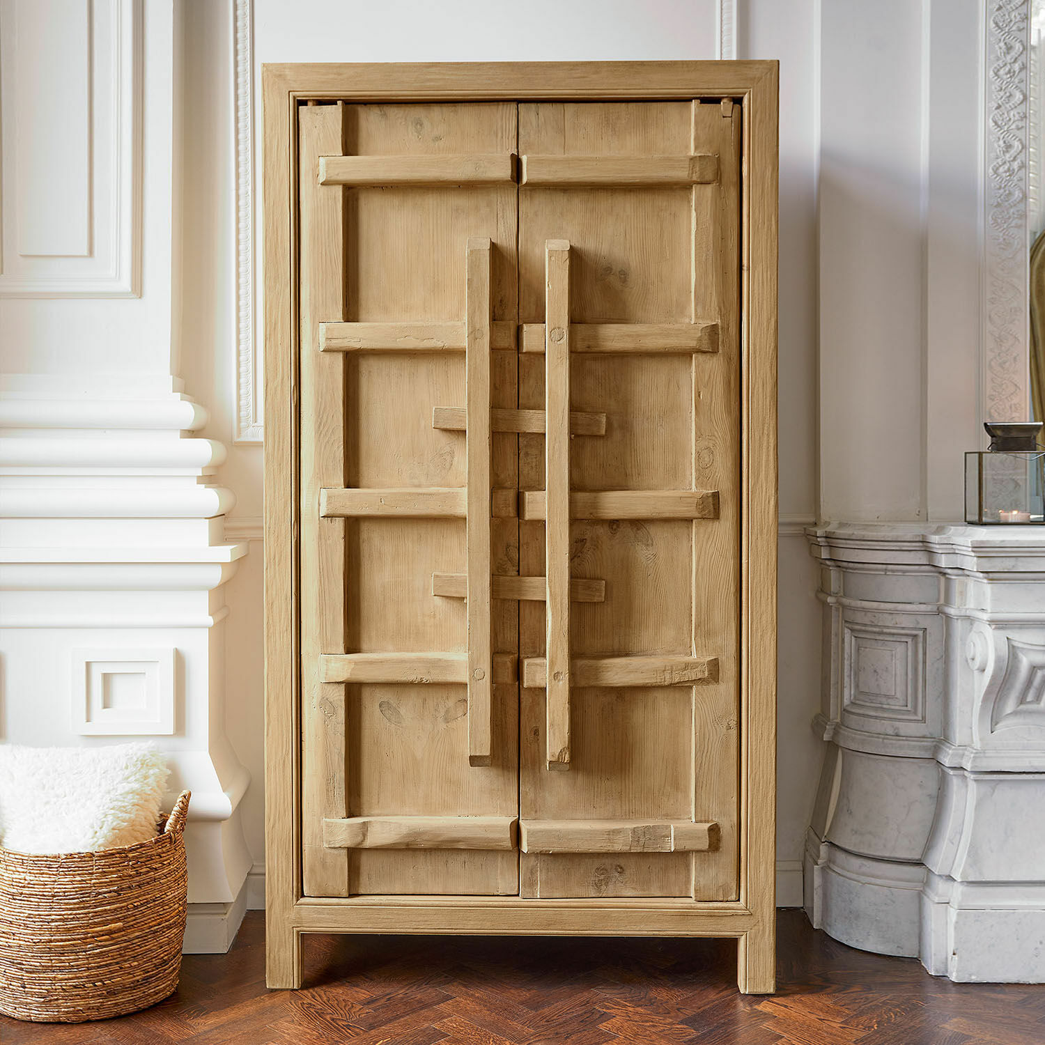 Schrank Trésorique