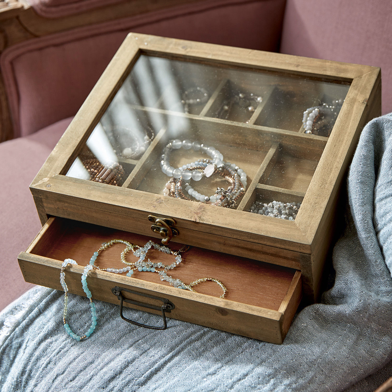 Holz-Schmuckkasten mit Glasdeckel und Schublade, naturfarben, Schmuckorganizer für Halsketten