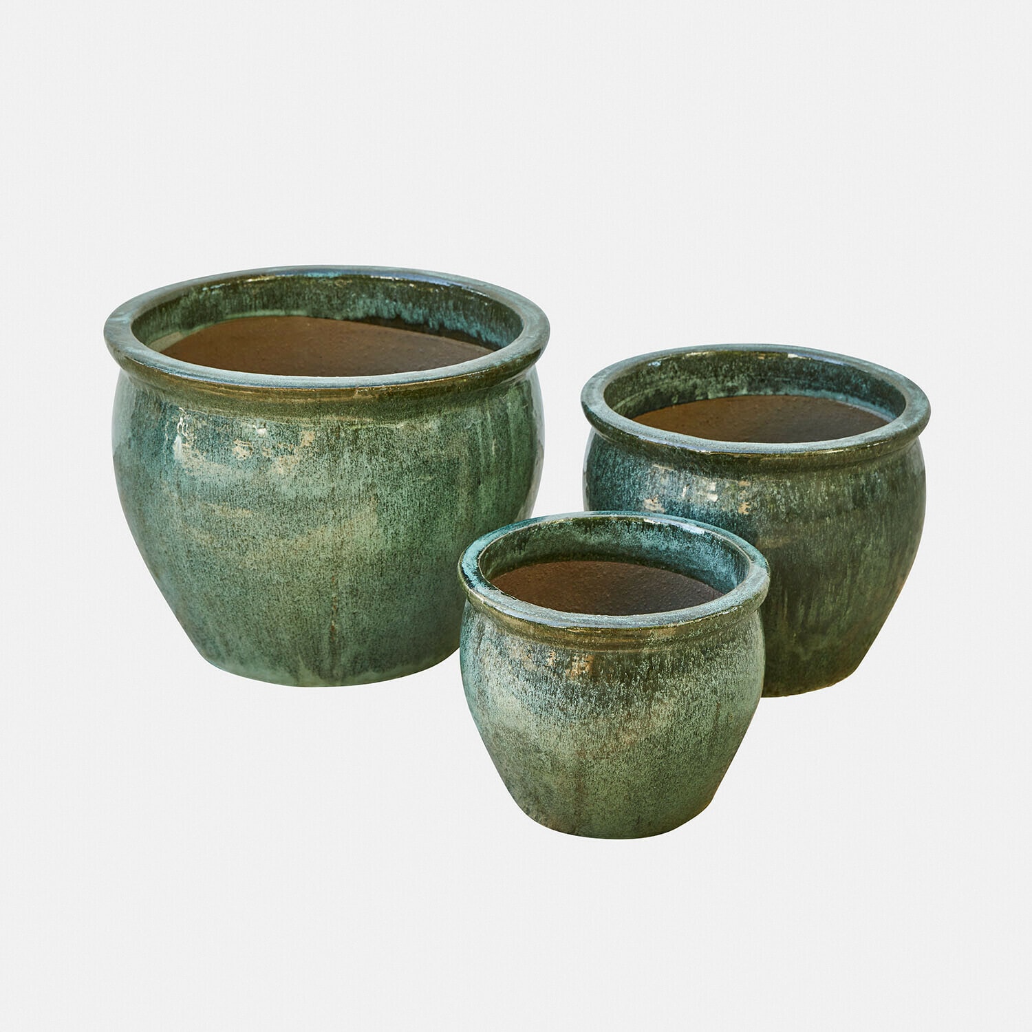 Set aus drei grünen Keramikblumentöpfen mit rustikalem Design für Garten und Zuhause