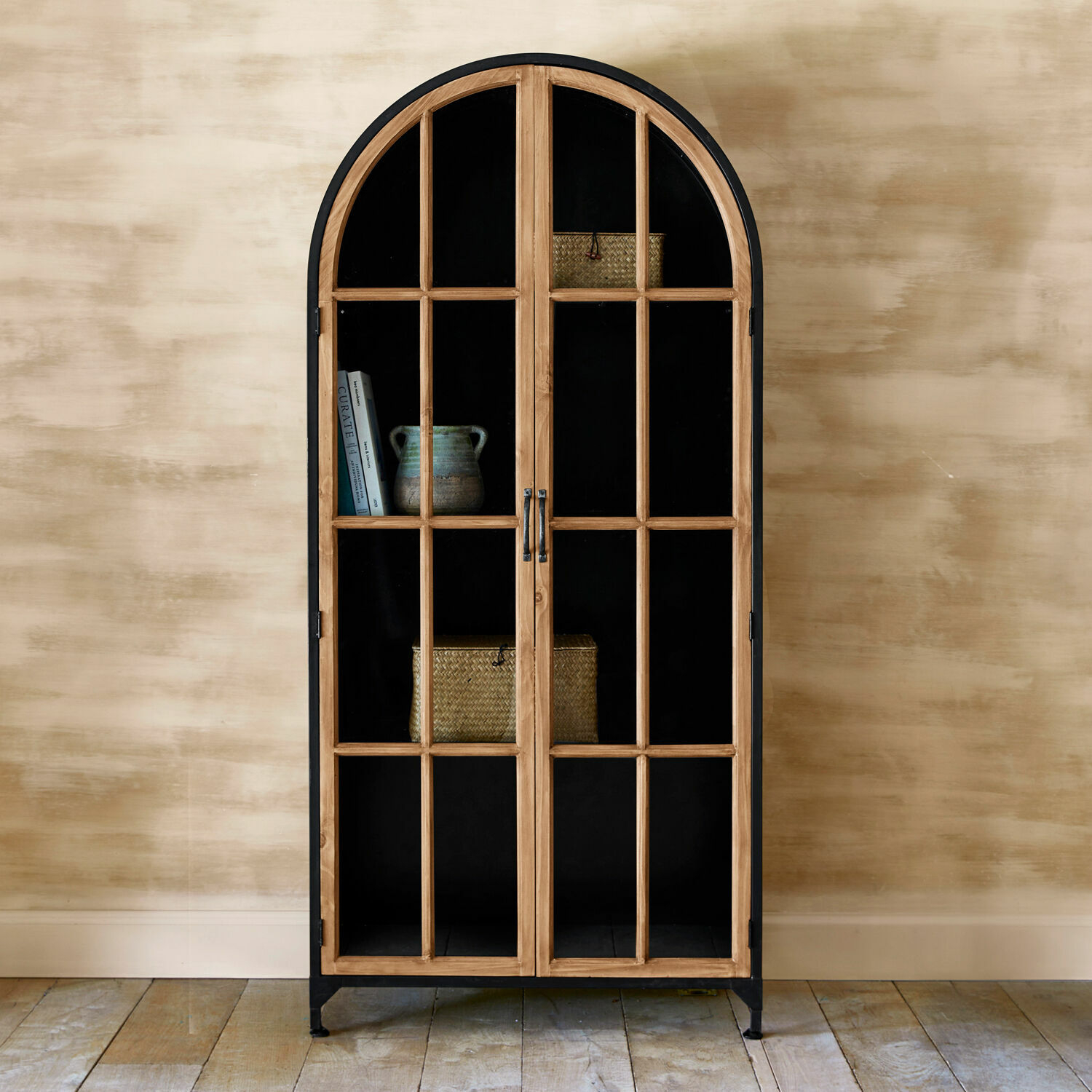Vitrina Mardilly | marrón/negro | Alto/Ancho/P aprox. 188/86/44 cm Vitrina Mardilly | marrón/negro | Alto/Ancho/P aprox. 188/86/44 cm
