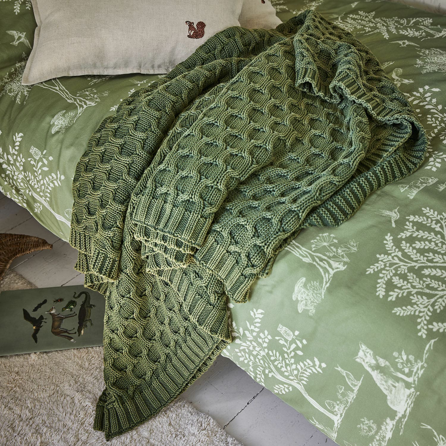 Plaid Sovilex, 3D-achtig gebreid patroon, Warme groentint, Ook geschikt als speelkleed in groen