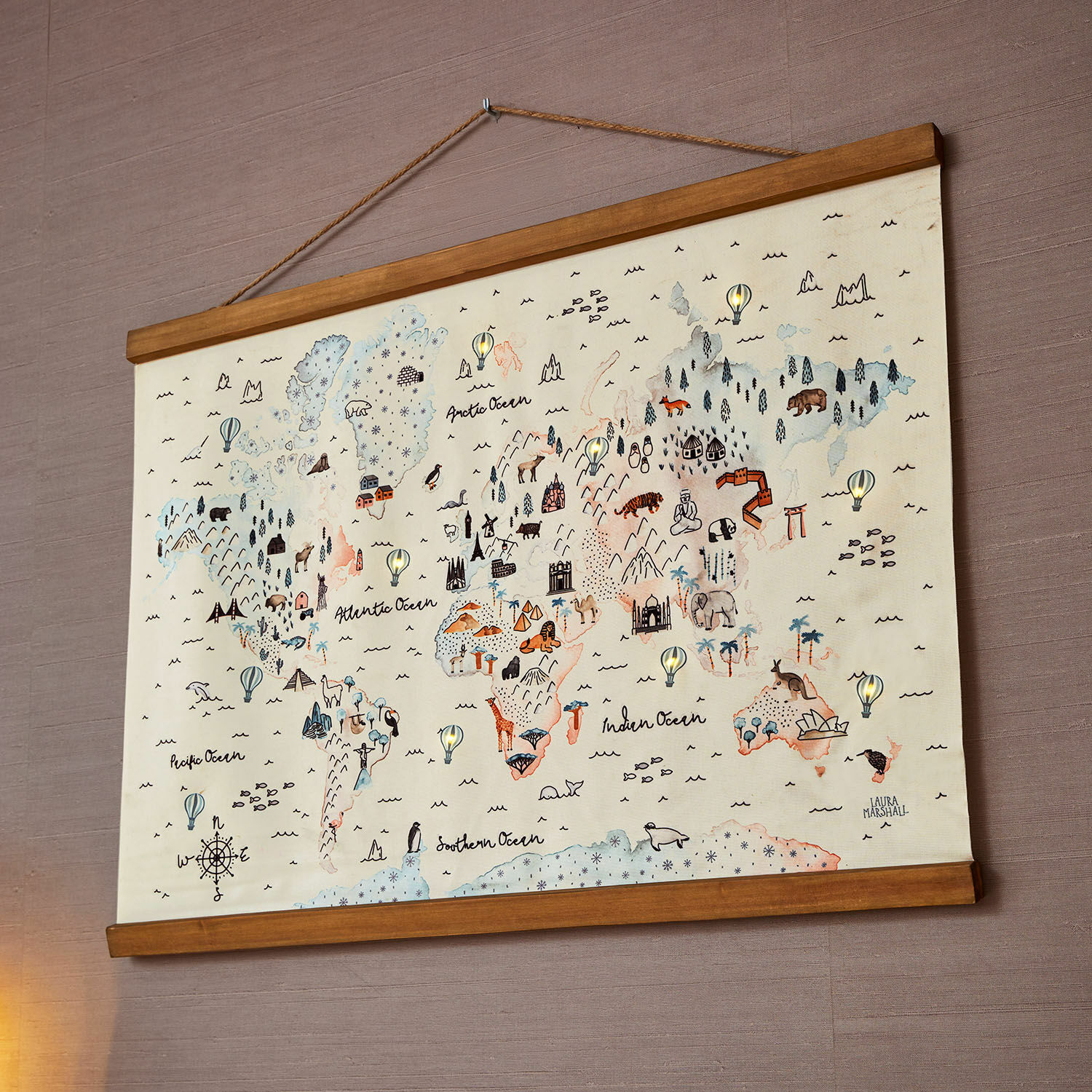 Décoration murale à LED Chaumont, Montgolfières lumineuses, Découvrir le monde en s'amusant, Imprimé sur toile en multicolore