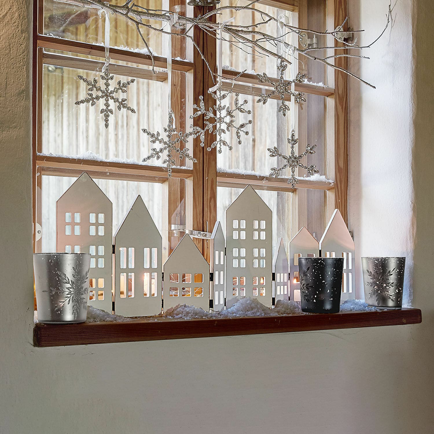 Deko-Shutter Cottages, Häuschen aus Kiefernholz, Sehr kreativ nutzbar, Für Festtafel, Fensterbank & mehr in weiß