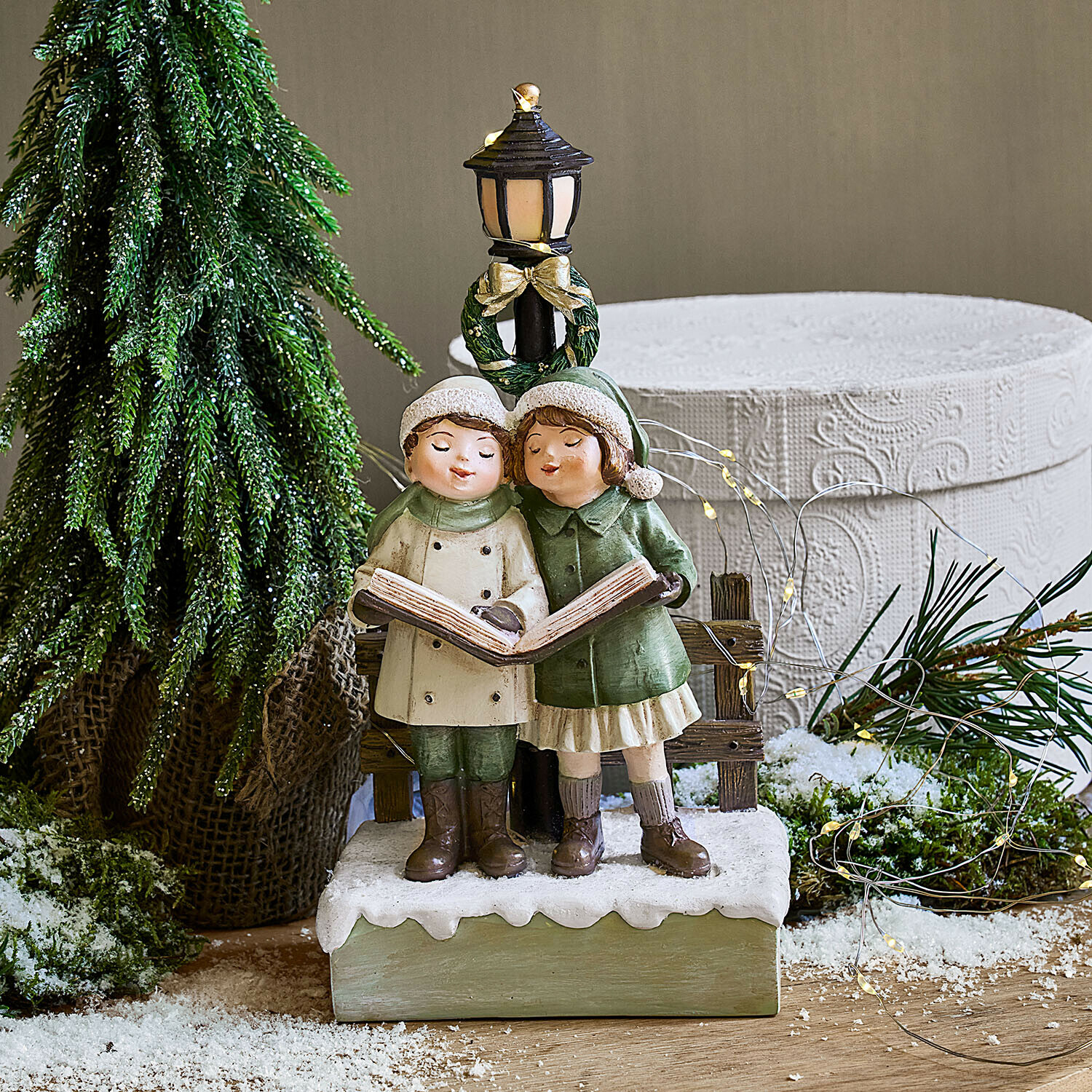 Deko-Kinder mit LED-Laterne Jerries