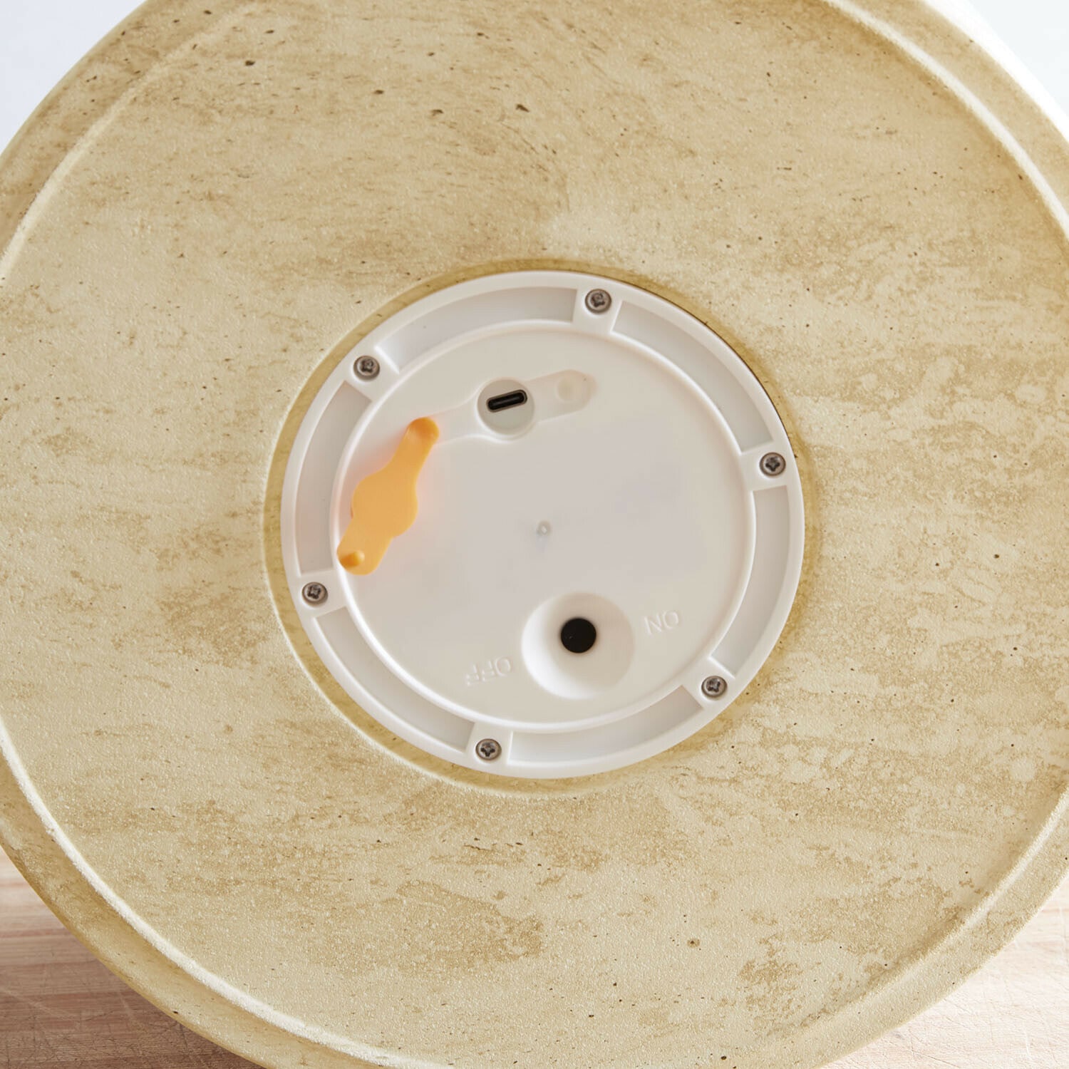 Wiederaufladbare LED-Lampe Marévos