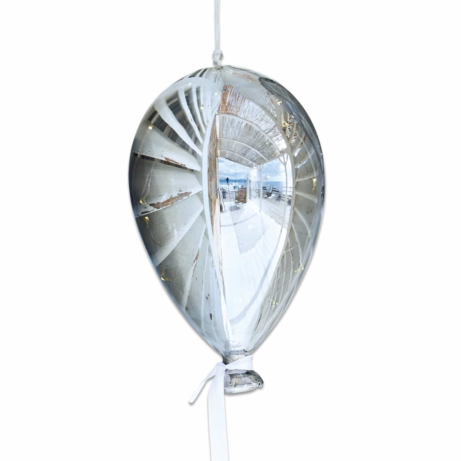 Dekorativer Glasballon in transparent mit weißem Band zum Aufhängen