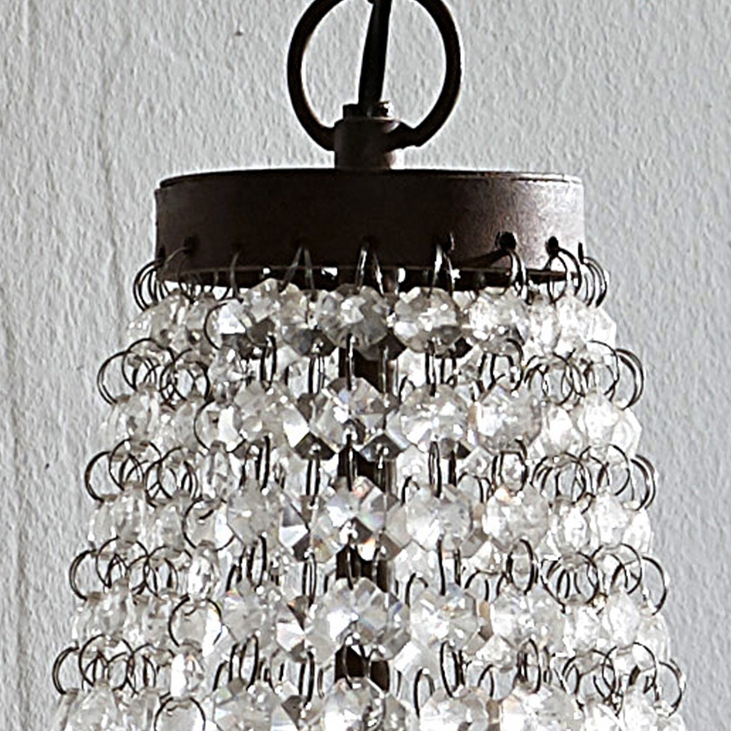Hängende Wandleuchte aus Metall mit transparenten Kristallen im Vintage-Stil zur Wanddekoration