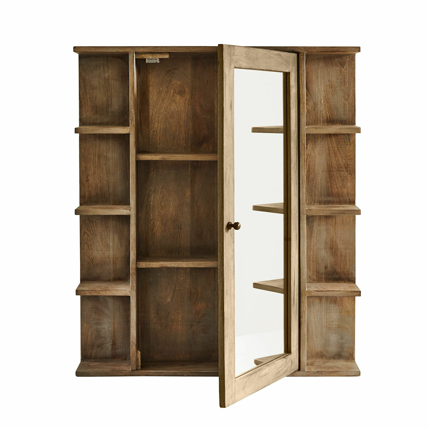 Wandschrank aus Holz mit Spiegel und Regalen in natürlicher Farbe zur Aufbewahrung