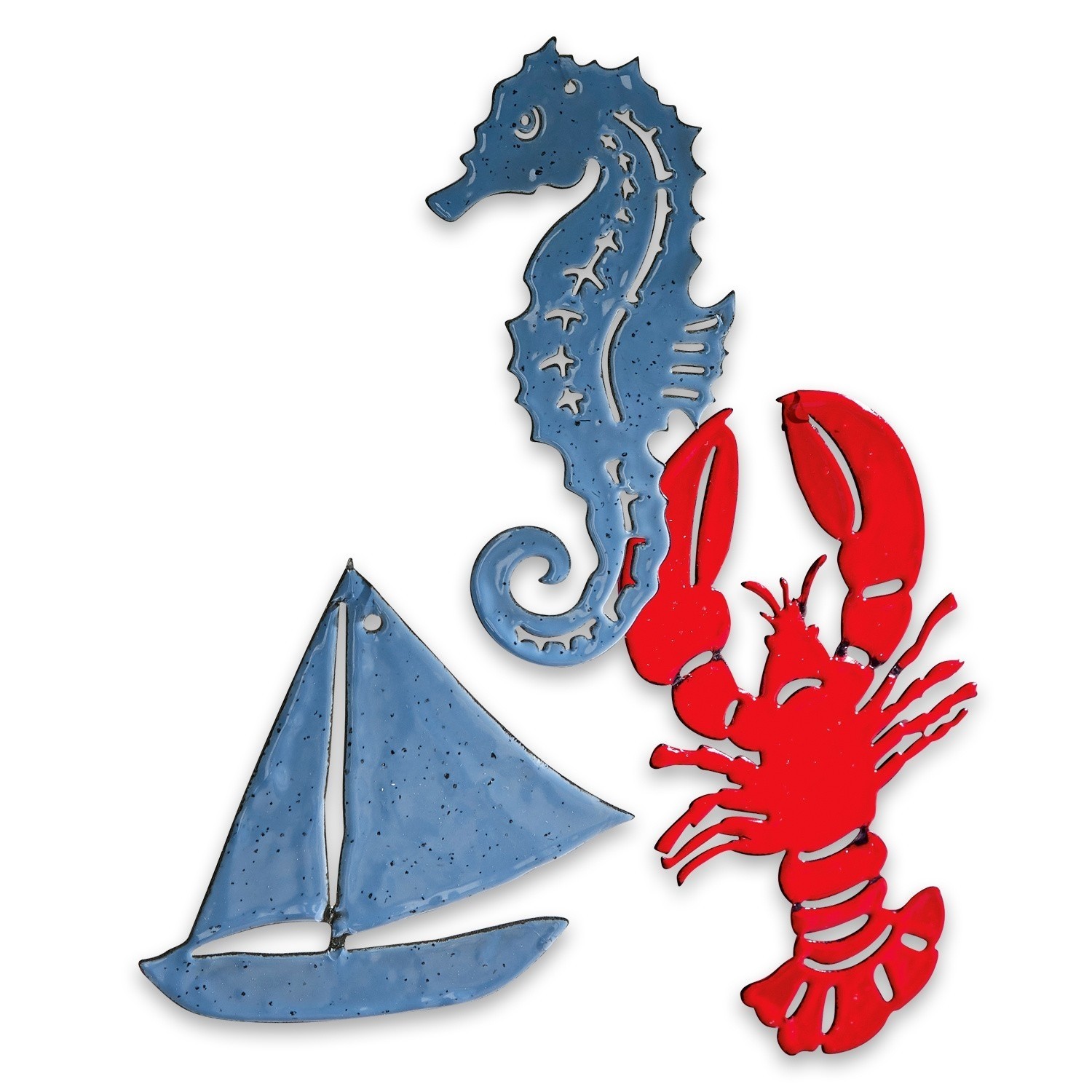 Maritime Metall-Wanddekorationen in Blau und Rot mit Segelboot, Seepferdchen und Hummer