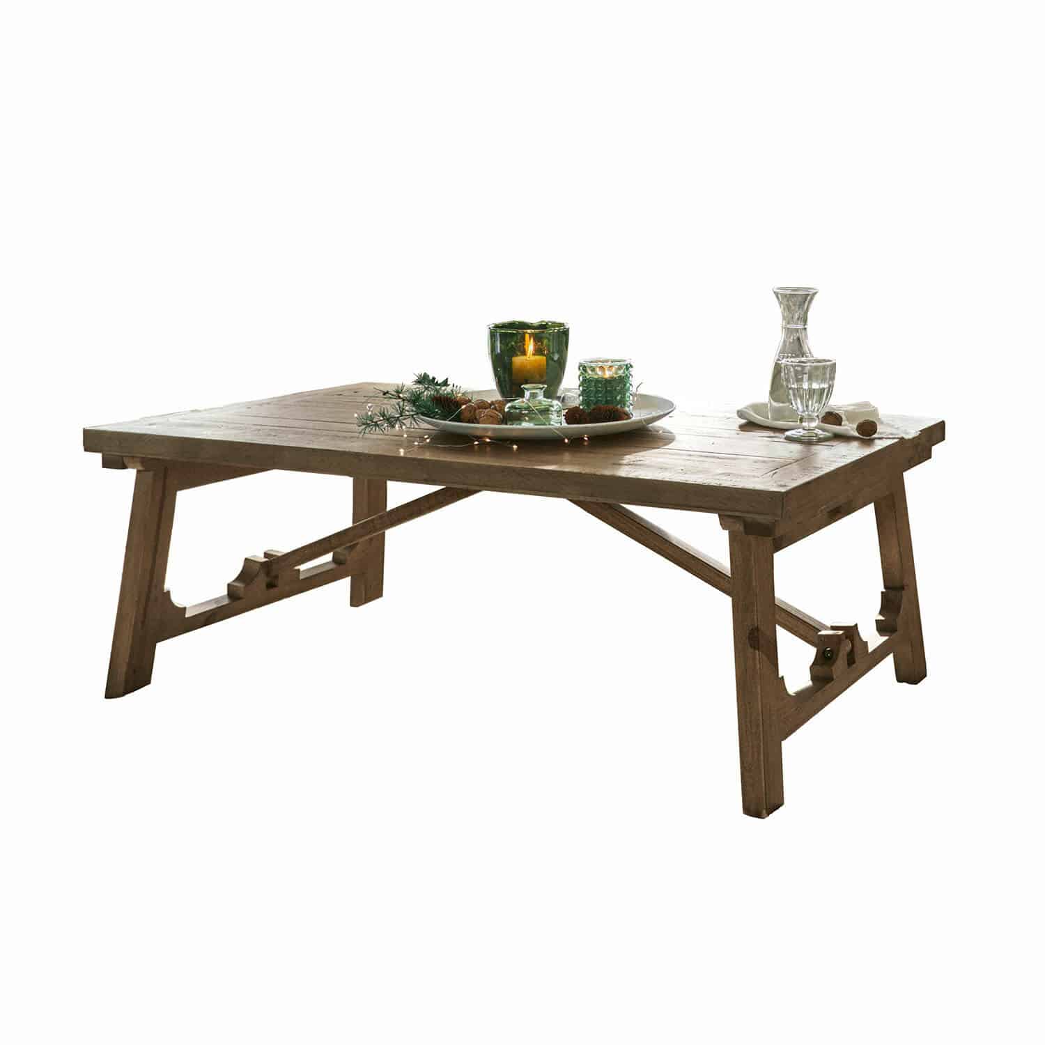 Couchtisch Flemming Rustikaler Couchtisch aus Holz in Naturfarbe mit dekorativem Tablett und Kerze