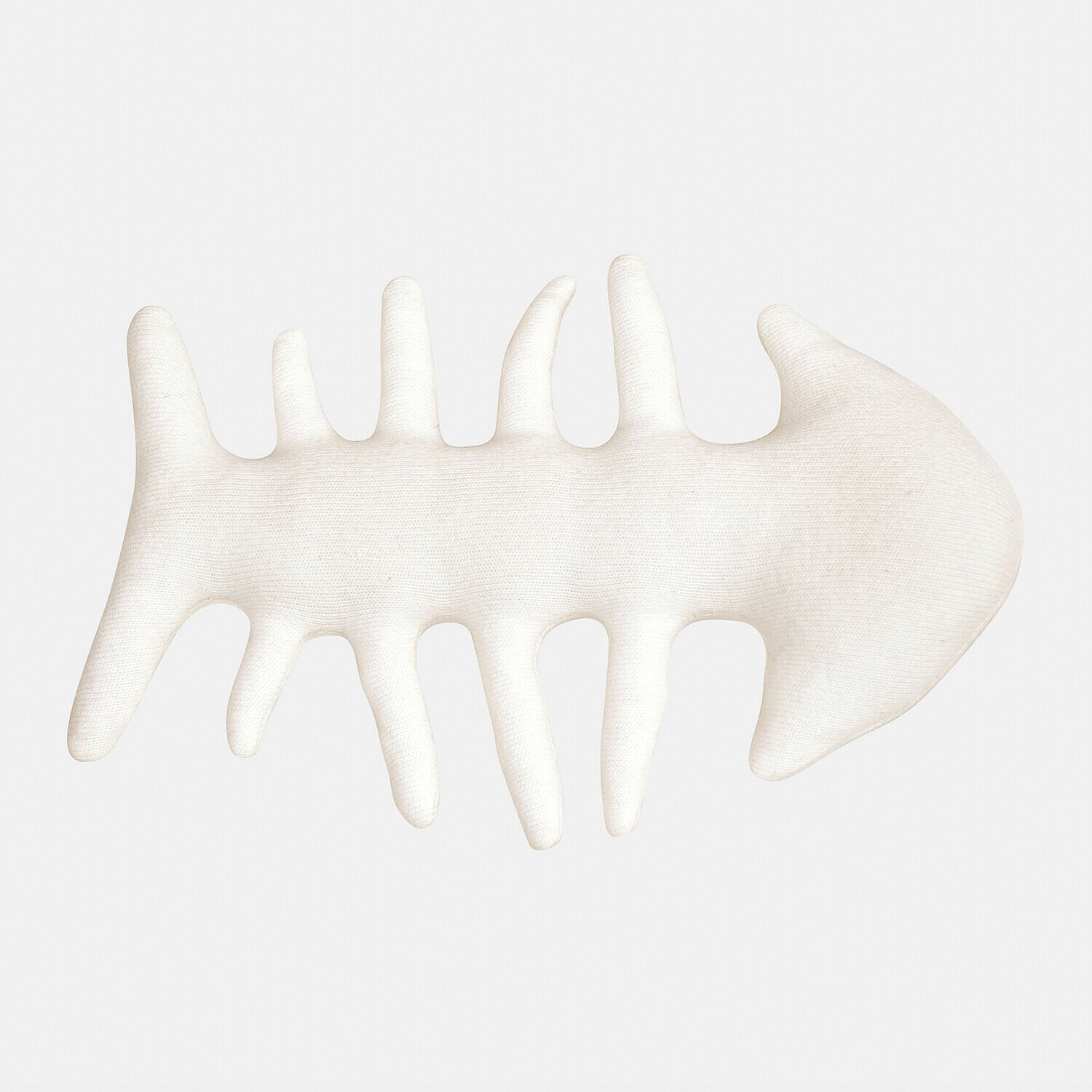 Dekoratives Kissen in Fischgrätenform aus weißem Stoff, Wohnaccessoire
