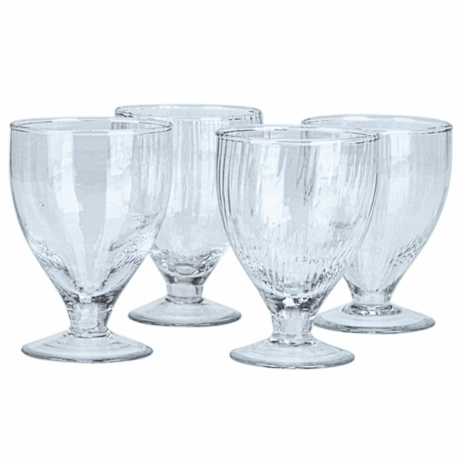 Set aus vier transparenten Gläsern aus Glas mit Fuß und feinem Muster, ideal für Getränke.