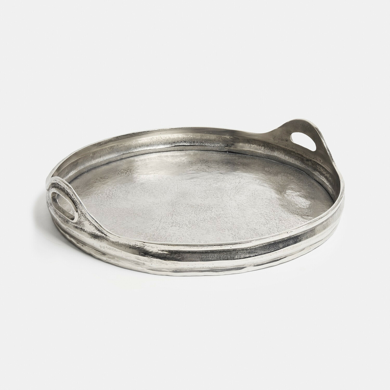 Tablett Téloriane Ovales Tablett aus silbernem Metall mit Griffen, ideal zum Servieren von Getränken und Snacks