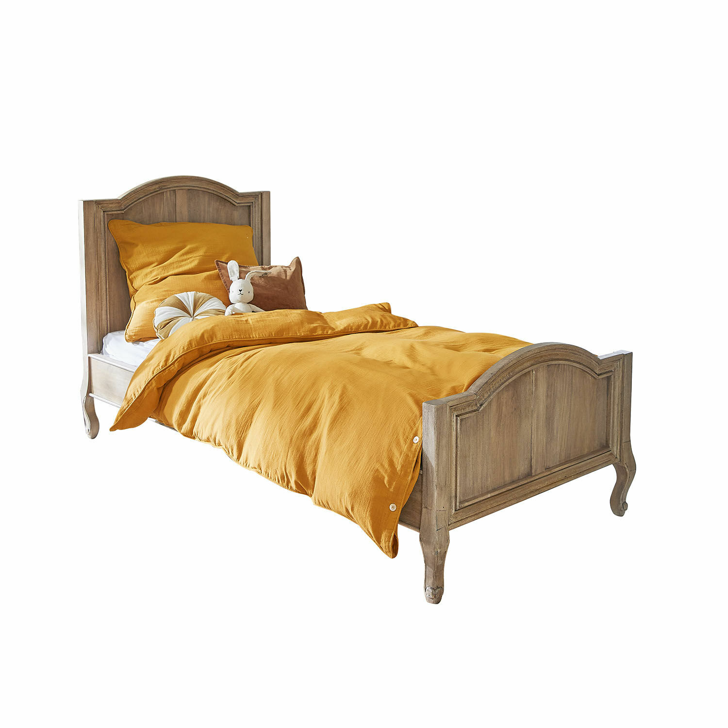Einzelbett Rêverine Holz-Bett mit orangefarbener Bettwäsche und weichen Kissen, rustikaler Stil fürs Schlafzimmer