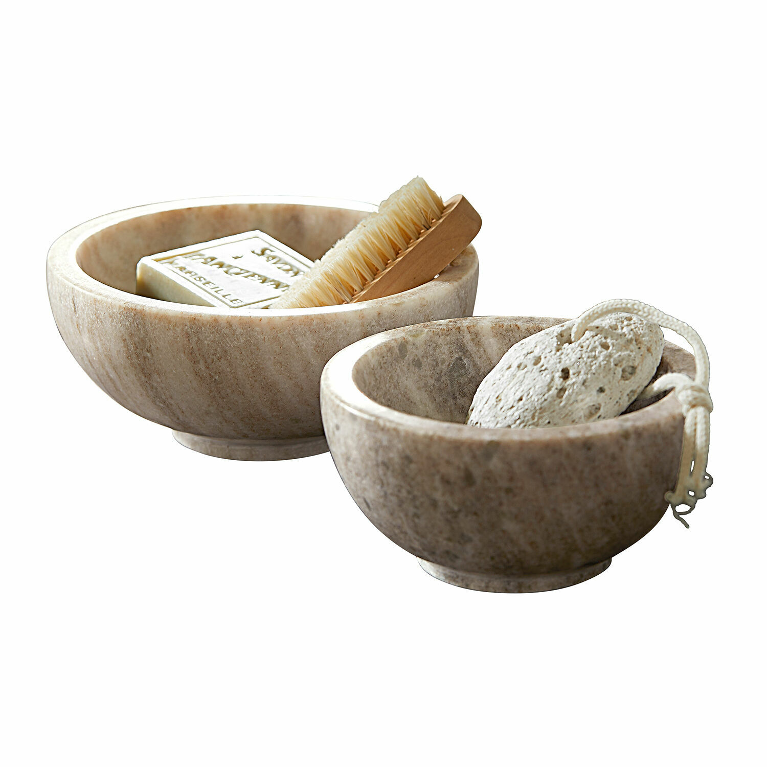 Schale 2er Set Isamont Zwei beige Marmorschalen mit Seife, Bürste und Bimsstein zur Körperpflege