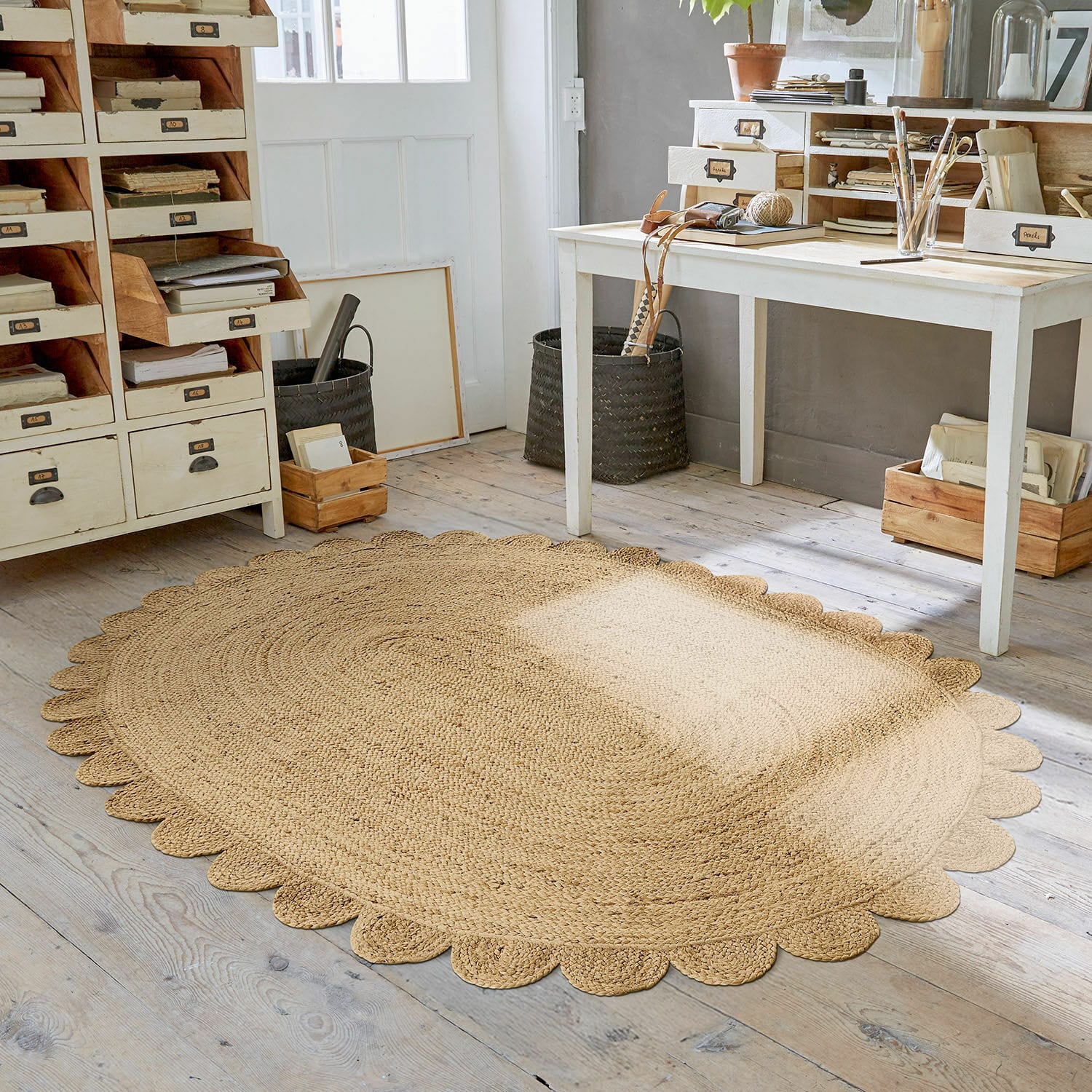 Teppich Ferce Ovaler Teppich aus natürlicher Jute mit dekorativem Rand, ideal für gemütliche Räume