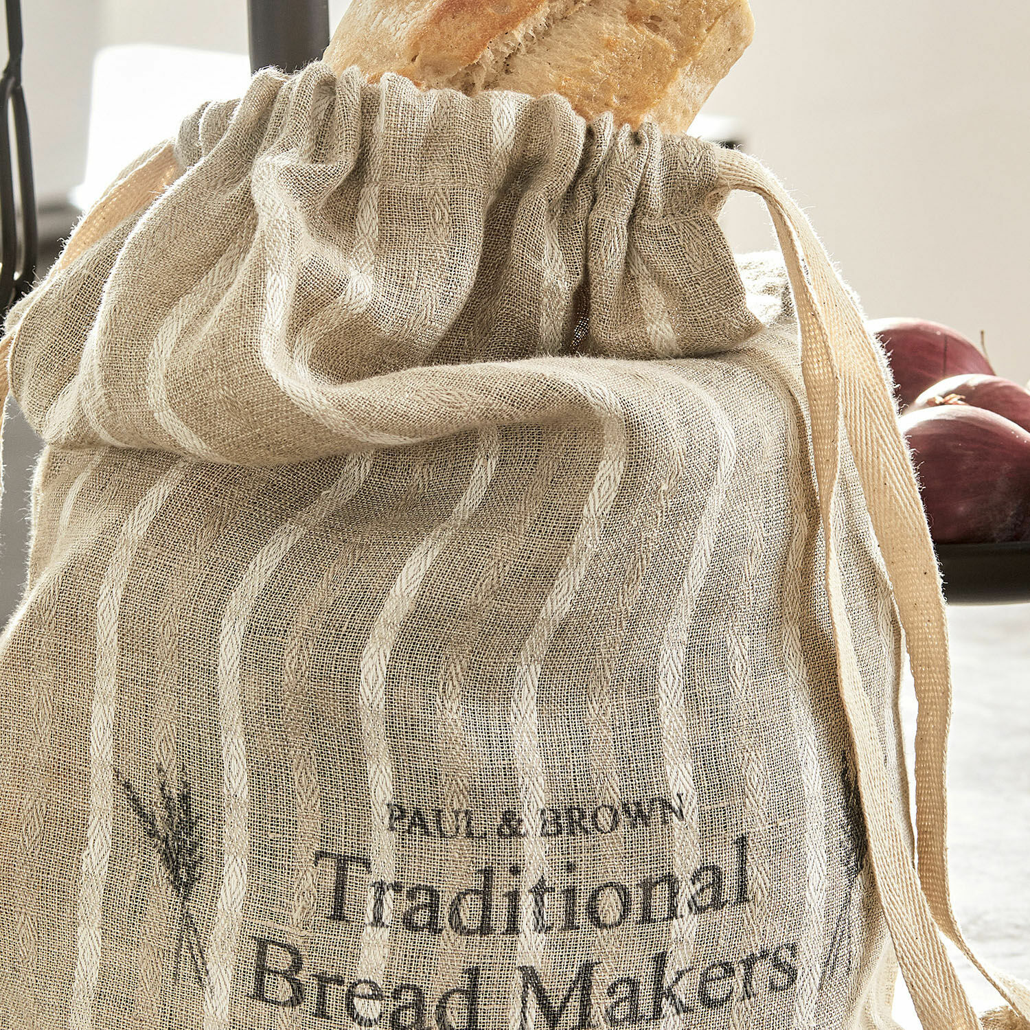 Beiger Leinen-Brotbeutel mit Aufdruck Traditional Bread Makers und praktischem Kordelzug
