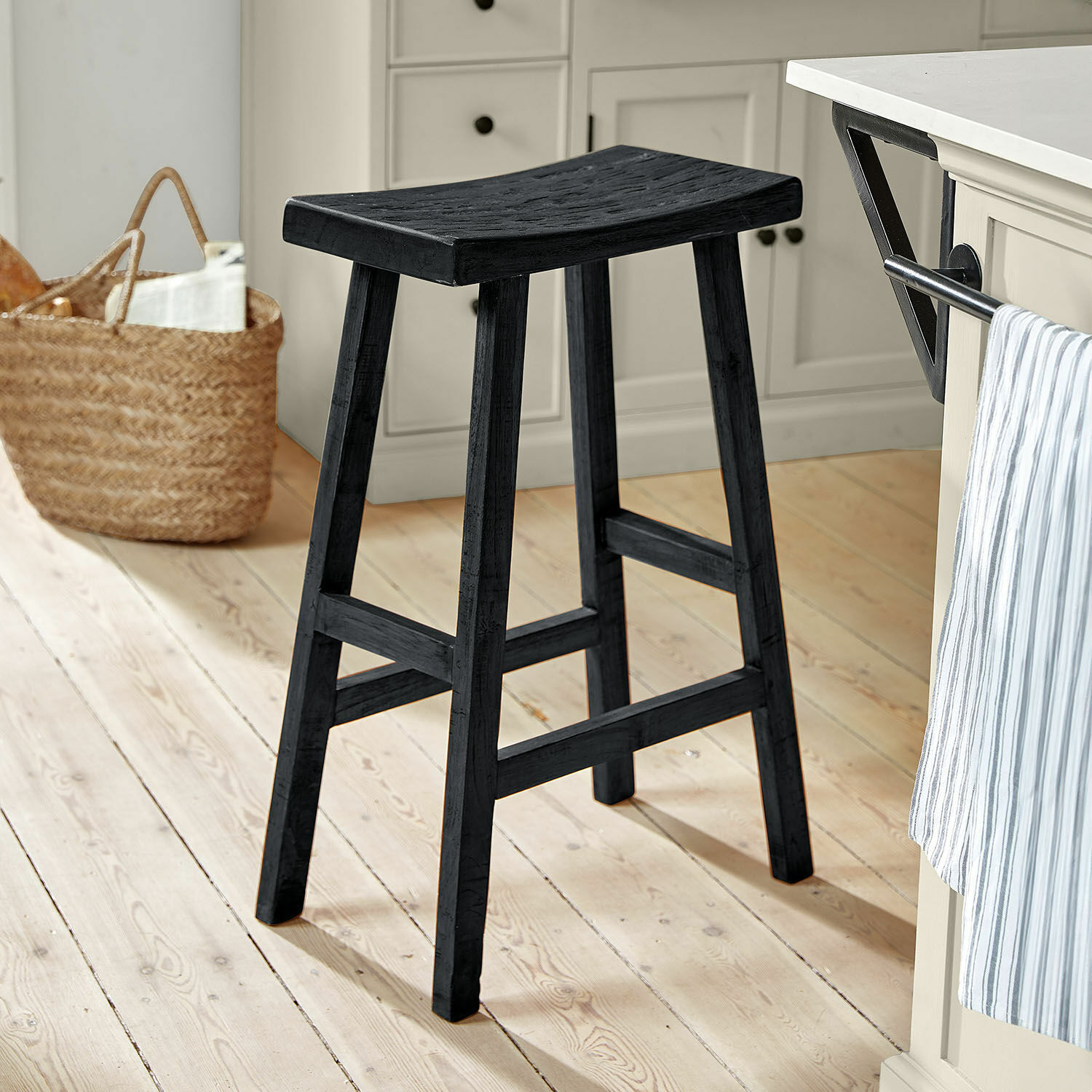 Hocker Nael