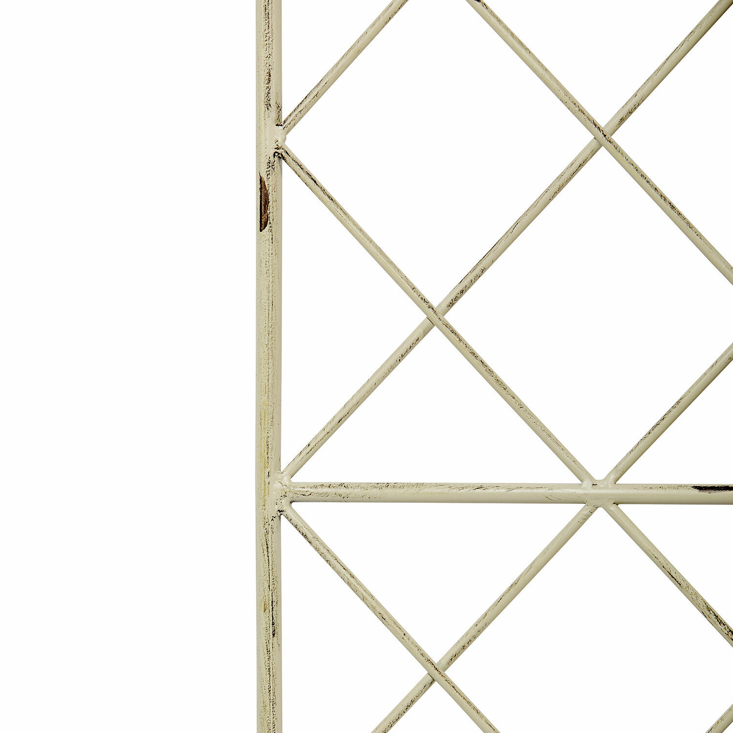 Dekoratives Metallgitter in Creme mit antiker Patina für Innen- und Außenbereich