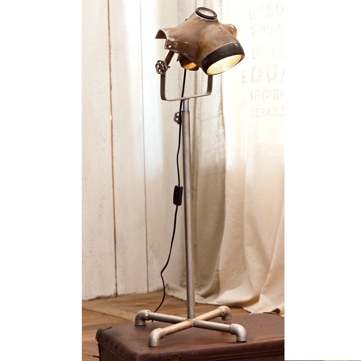 Stehlampe Broome