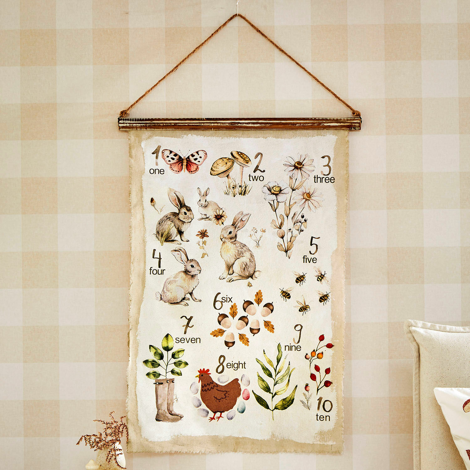 Wandbild Kalhira Dekorativer Wandbehang mit Zahlen und Tier- sowie Pflanzenillustrationen in natürlichen Farben