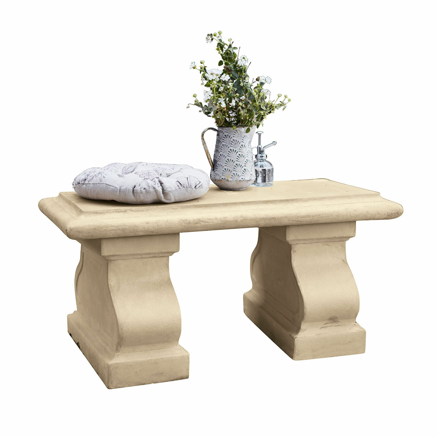 Beiger Steingartentisch mit Kissen und Blumenvase, dekorativer Outdoor-Tisch für Garten