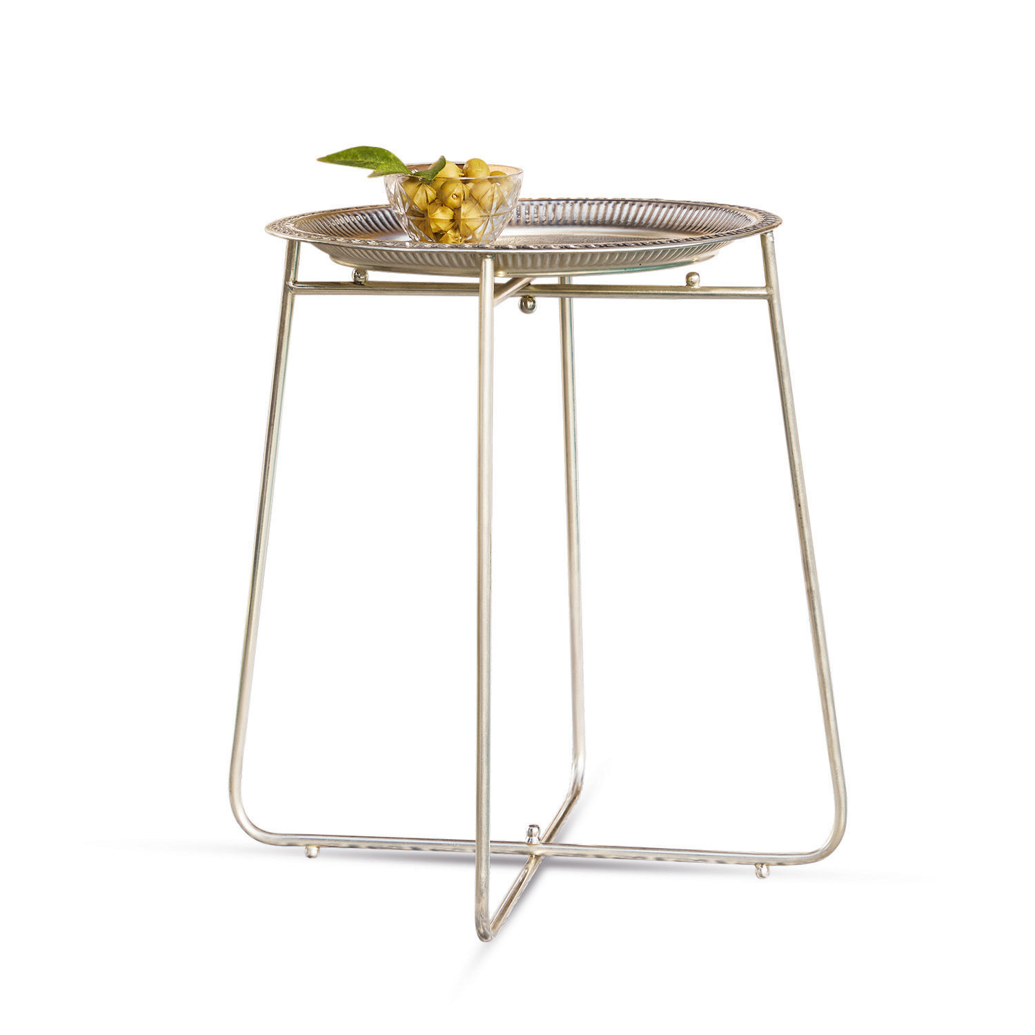Beistelltisch aus Metall in Silber mit Tablett und Glasschale mit Oliven