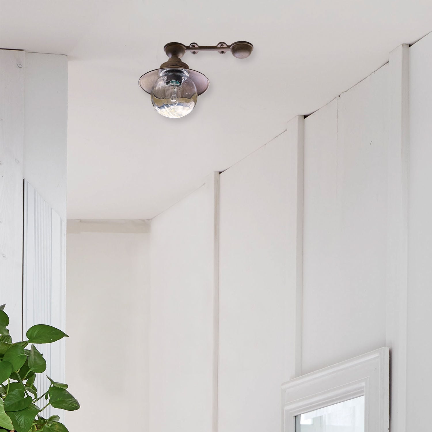 Außenwand- & Deckenlampe Averjal