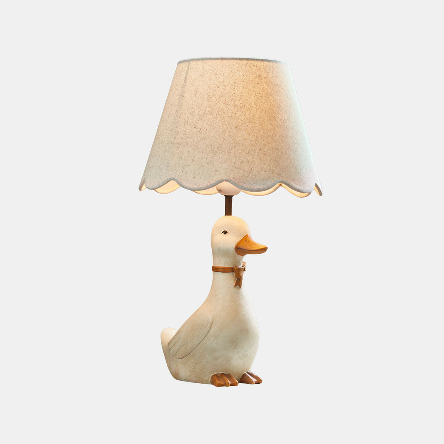 Kindertischlampe Tillyboo Tischlampe mit beigem Schirm und weißer Entenfigur als Sockel mit orangefarbenem Schnabel