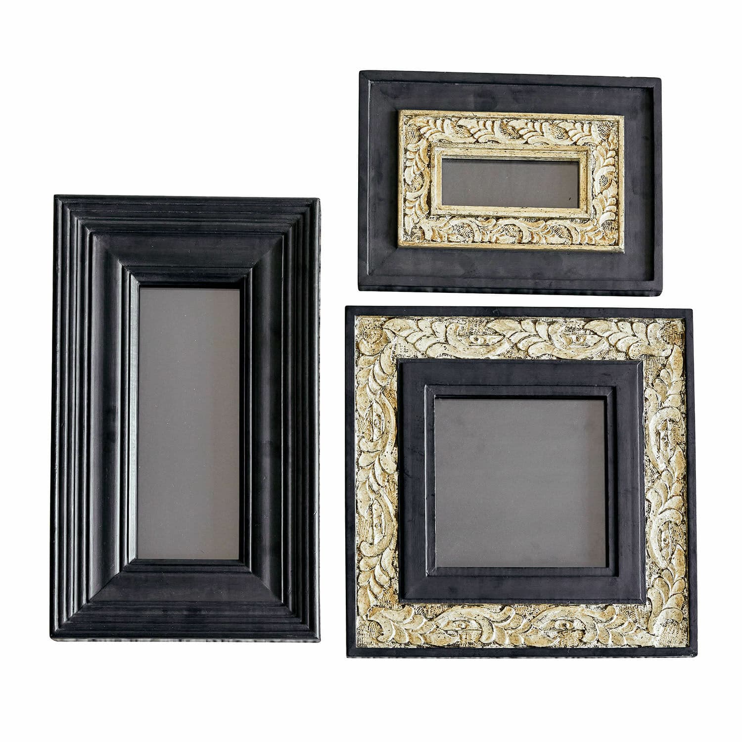 Set aus drei schwarzen Holzrahmen mit goldenen Verzierungen für Fotos oder Bilder