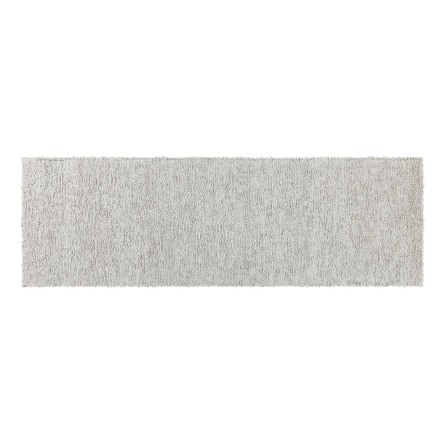Hellgrauer Läufer Kaleema mit weicher Textur, ideal für moderne Wohnräume und Bodenbeläge