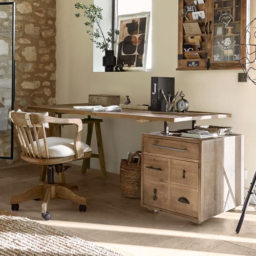 Arbeitszimmer