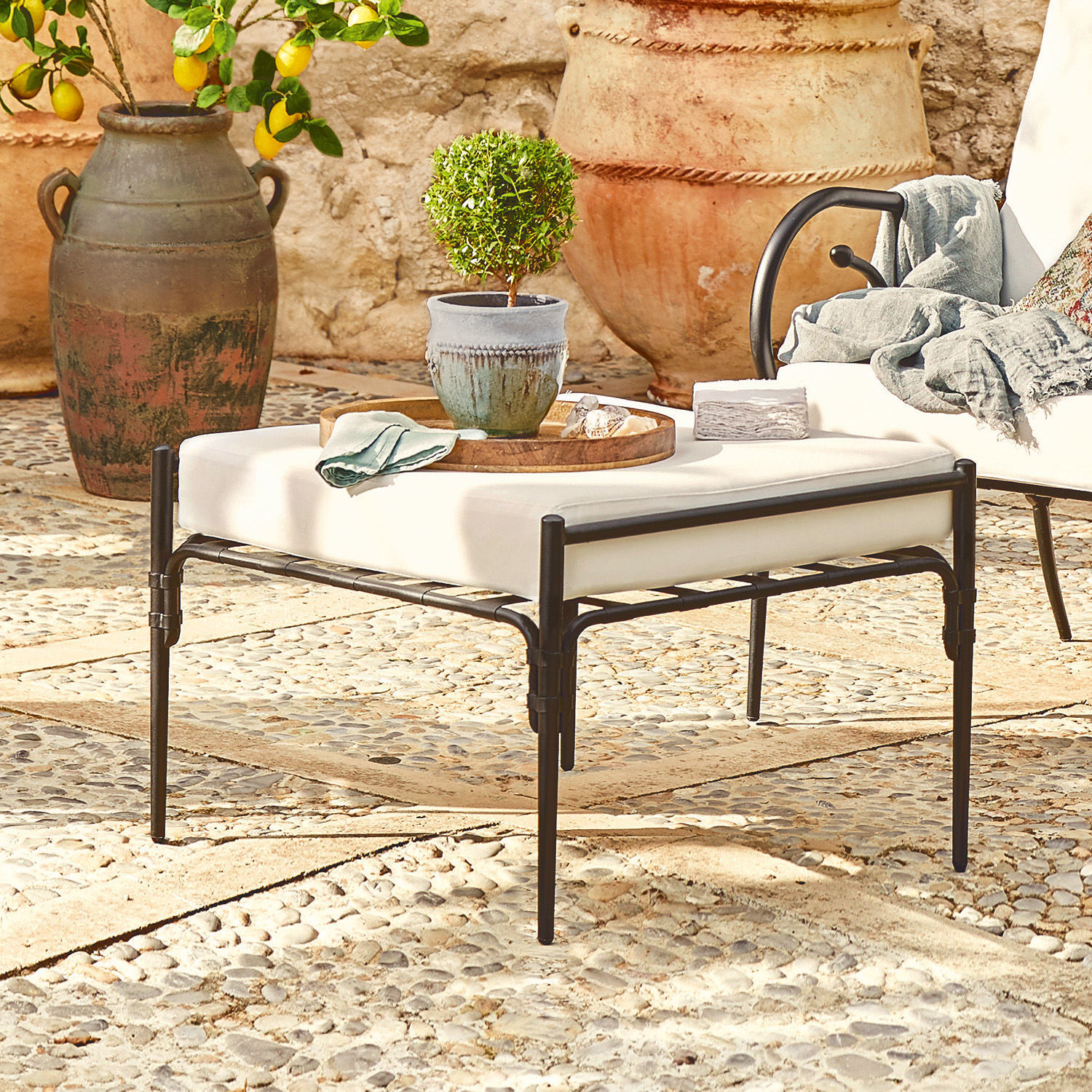 Hocker Neret