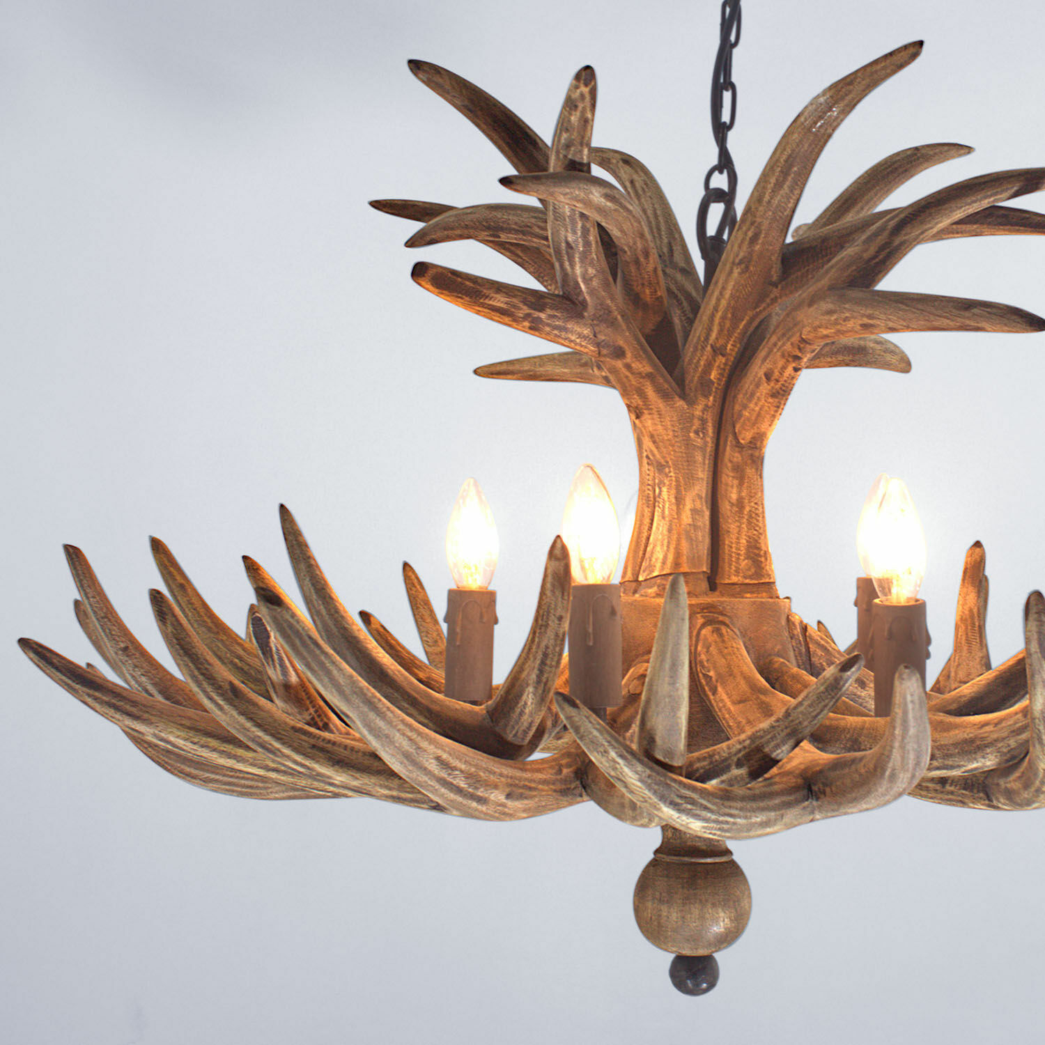 Rustikaler Kronleuchter aus Holz in Geweihform, braun, dekorative Wohnzimmerbeleuchtung