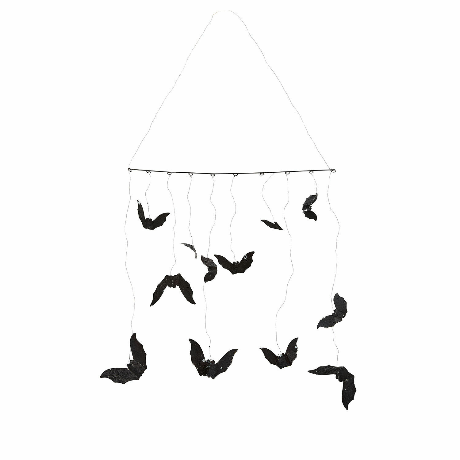 Hängende Dekoration mit schwarzen Fledermäusen an feinen Drähten für Innenraum und Halloween