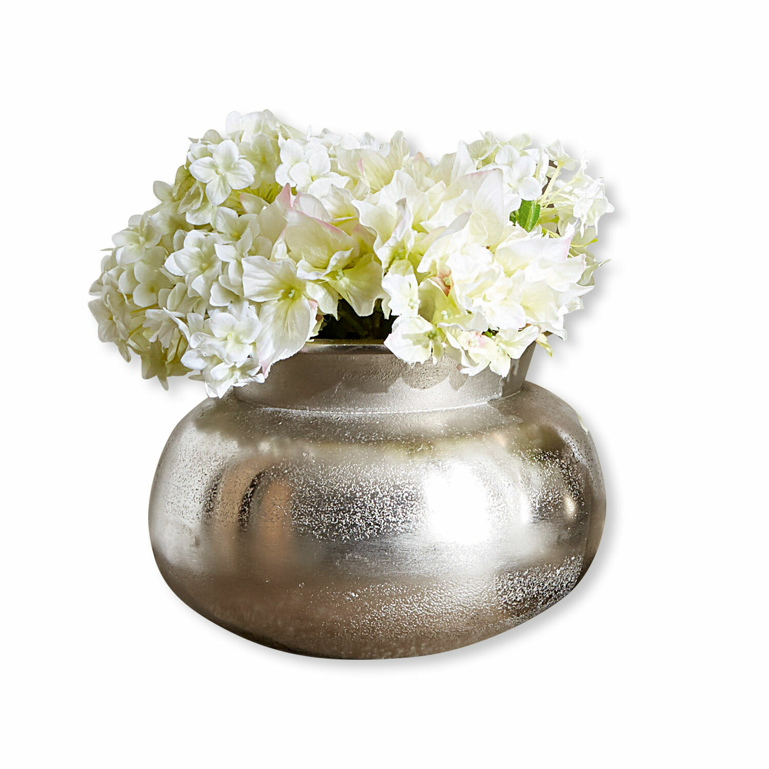 Vase Hadrien Silberner Metallvase mit weißen Dekoblumen für stilvolle Wohnraumgestaltung