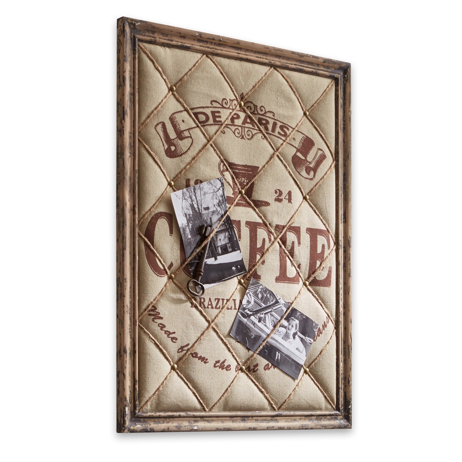 Beige Stoff-Pinnwand mit Coffee-Schriftzug und gekreuzten Kordeln zum Befestigen von Fotos