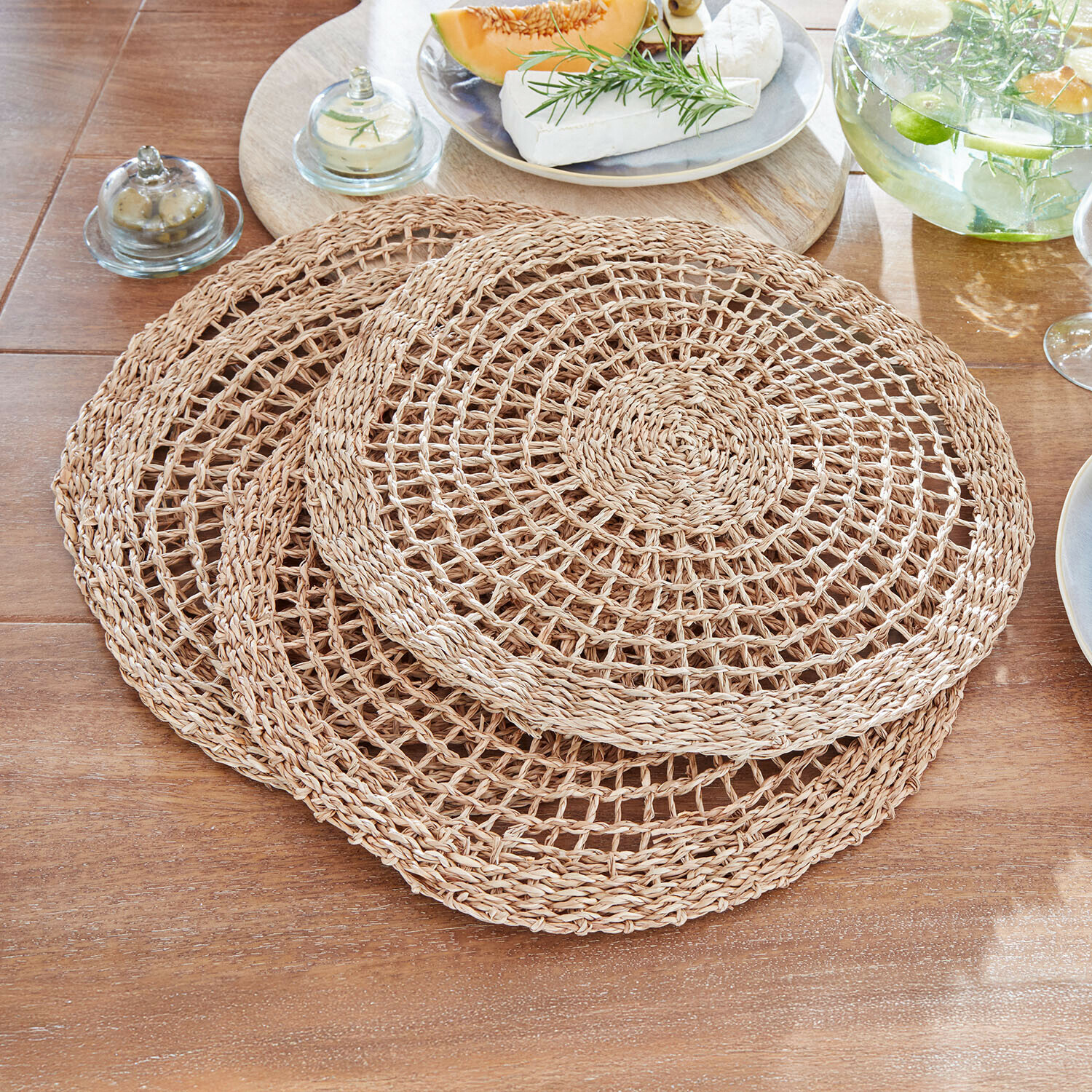 Platzset 4er Set Sauvrelle Set mit drei runden Tischsets aus natürlichem, geflochtenem Material in Beige für den Esstisch