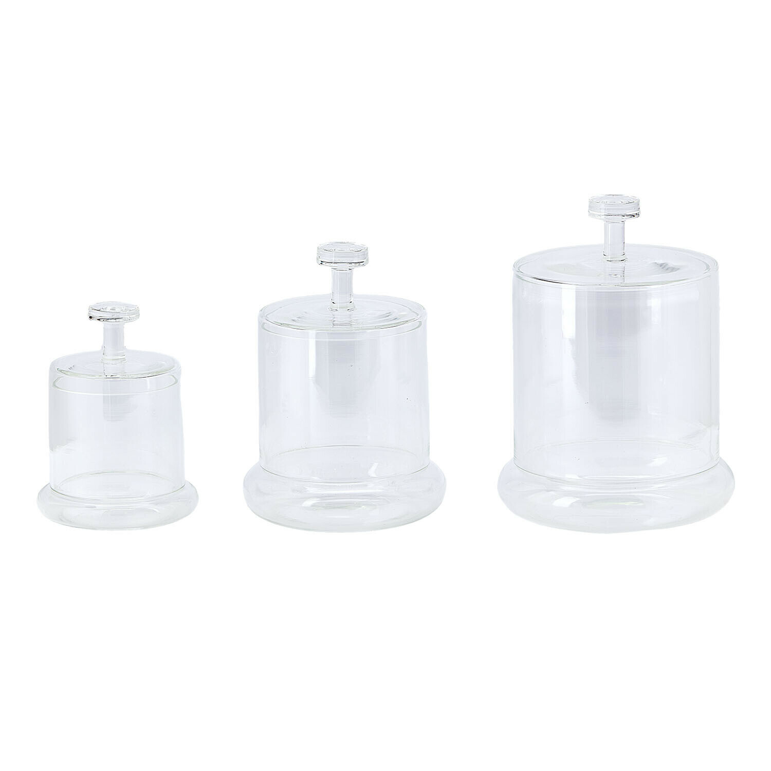 Set aus drei transparenten Glasbehältern mit Deckeln zur Aufbewahrung in der Küche