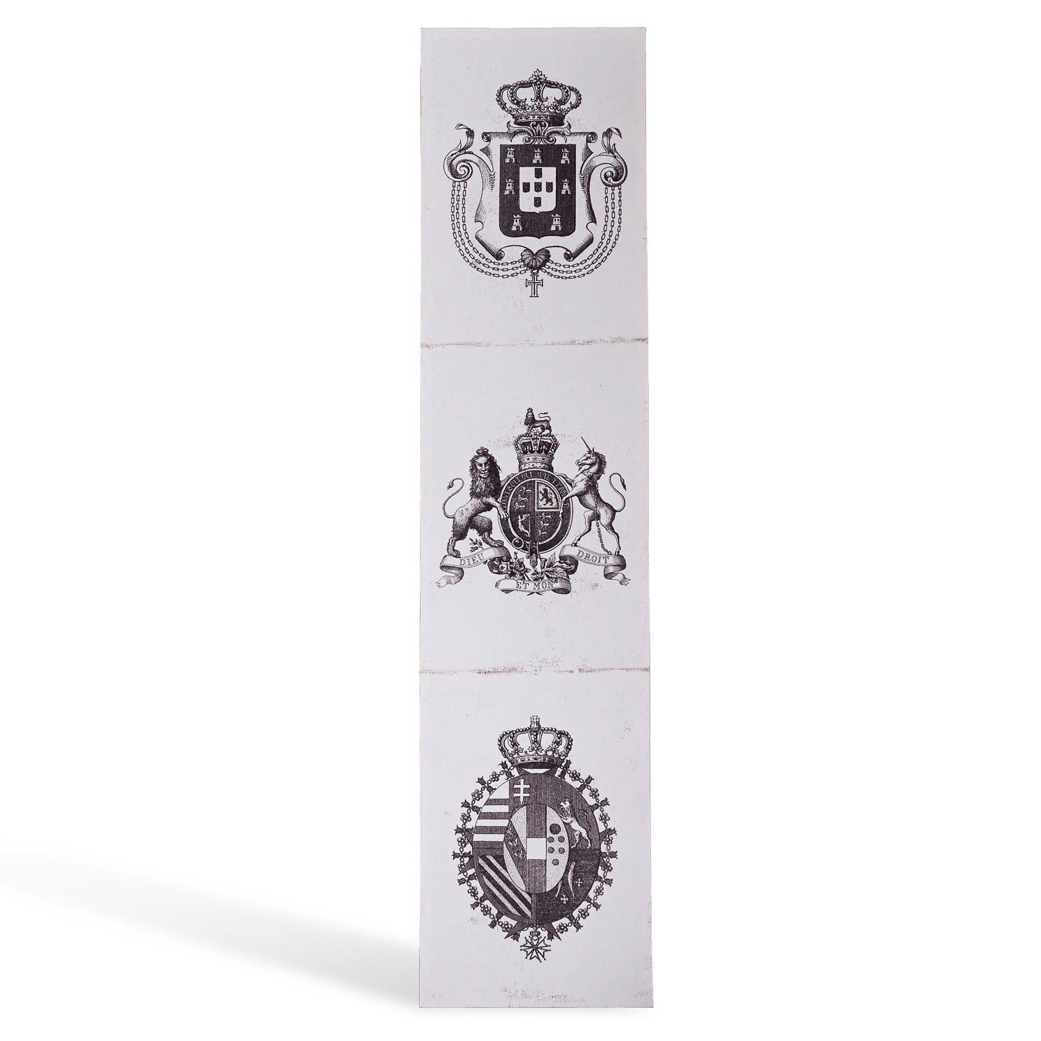 Weißes Dekorationspaneel mit drei schwarzen Wappen im Vintage-Stil für Retro-Interieur