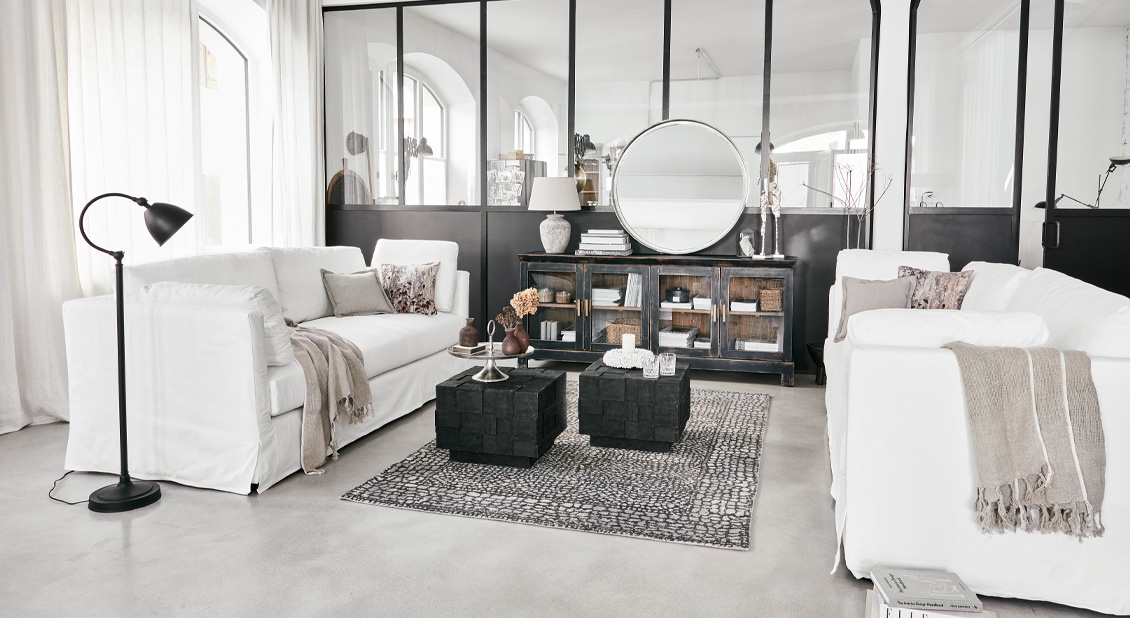 Monochrome Living
