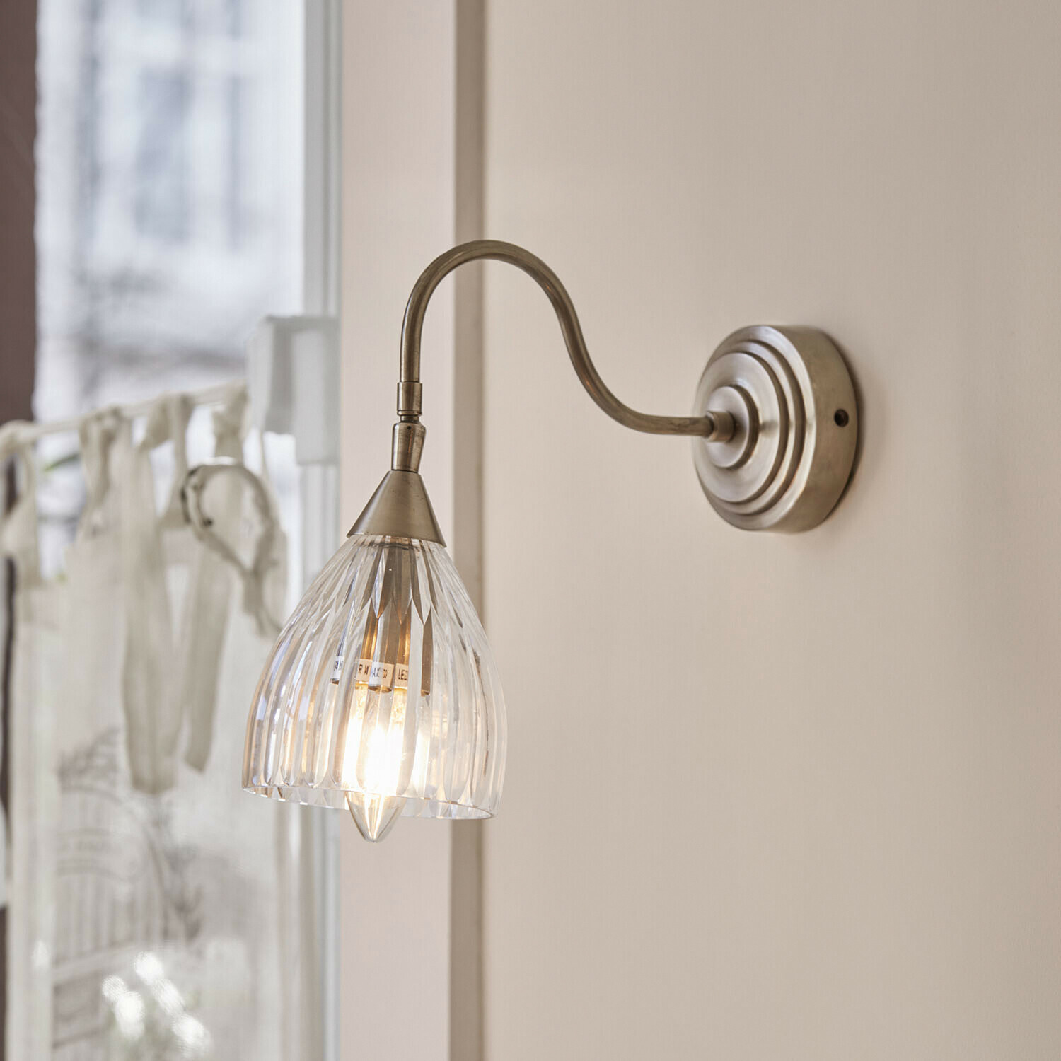 Wandlampe Niamhs