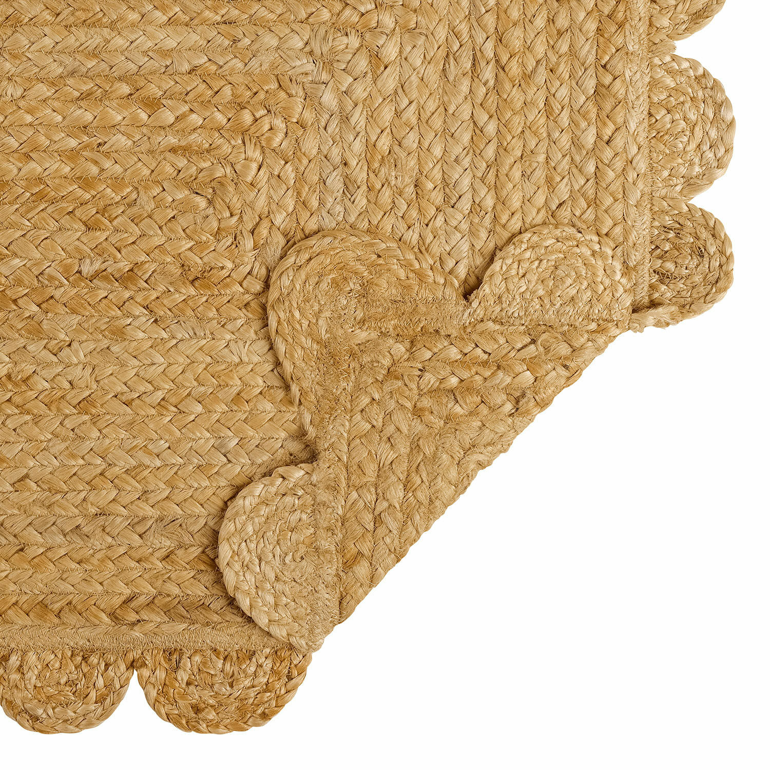Jute-Teppich in Naturfarbe mit dekorativem gewelltem Rand, langlebig und umweltfreundlich