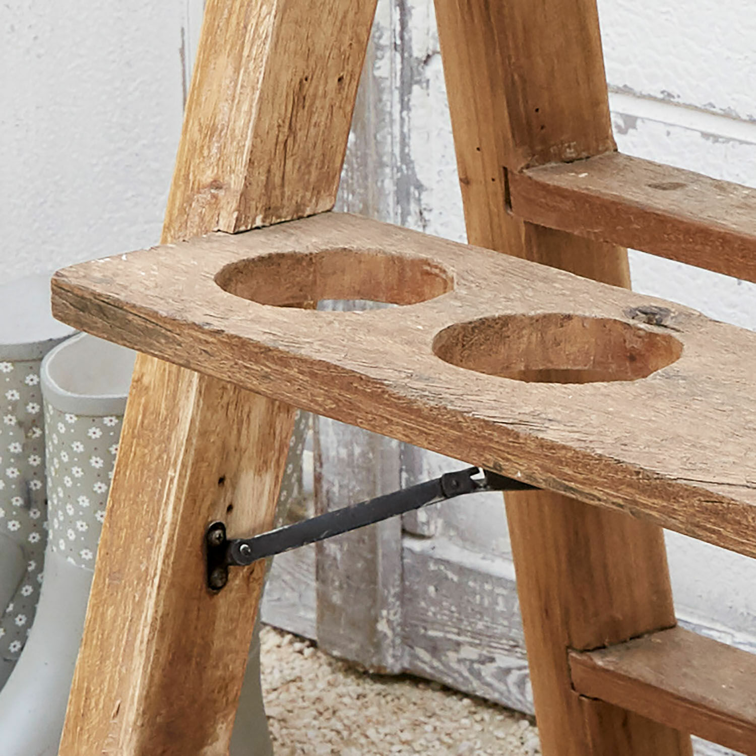 Holzleiter mit Aussparungen für Blumentöpfe, naturfarben, dekorativ für Garten und Zuhause