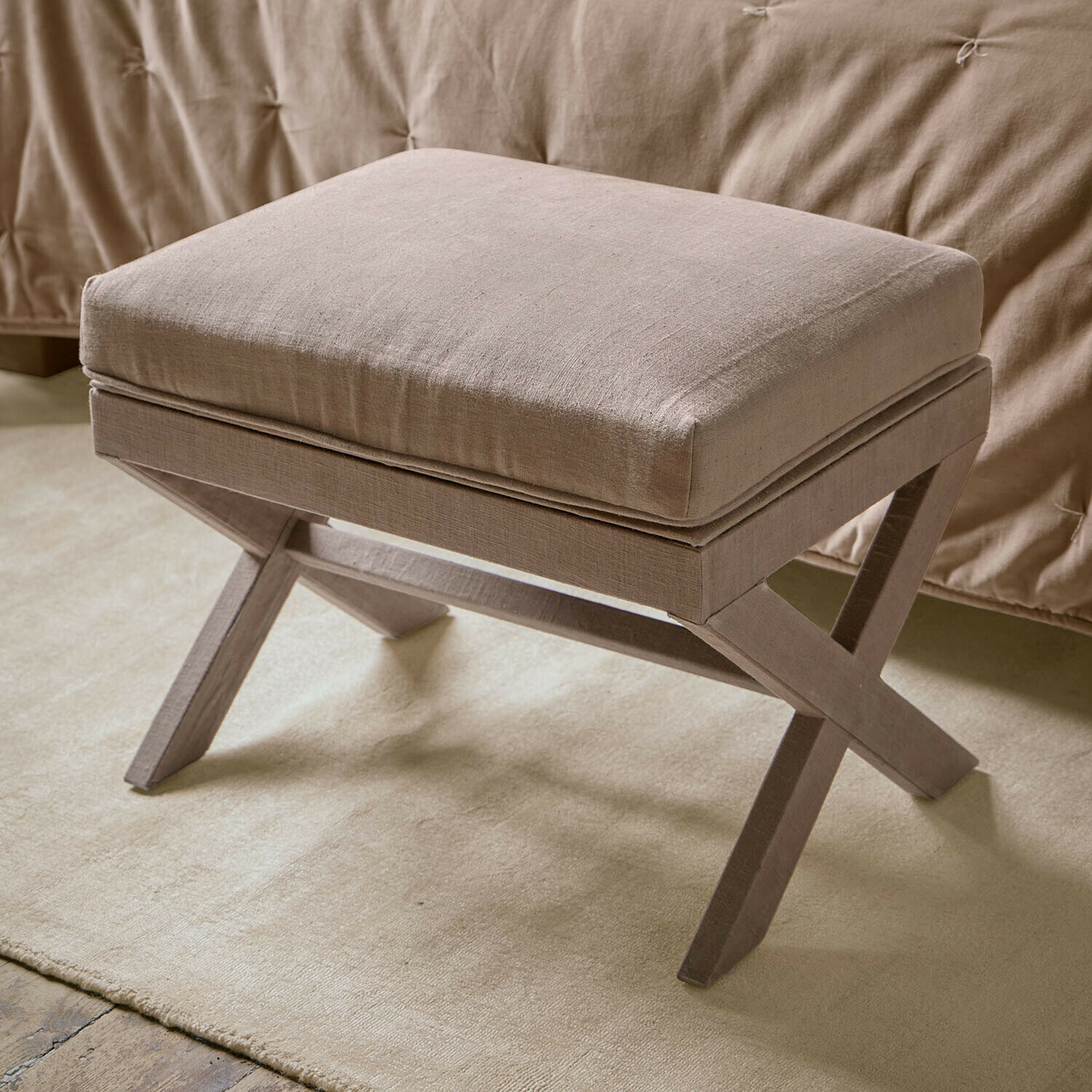 Hocker Rosalune